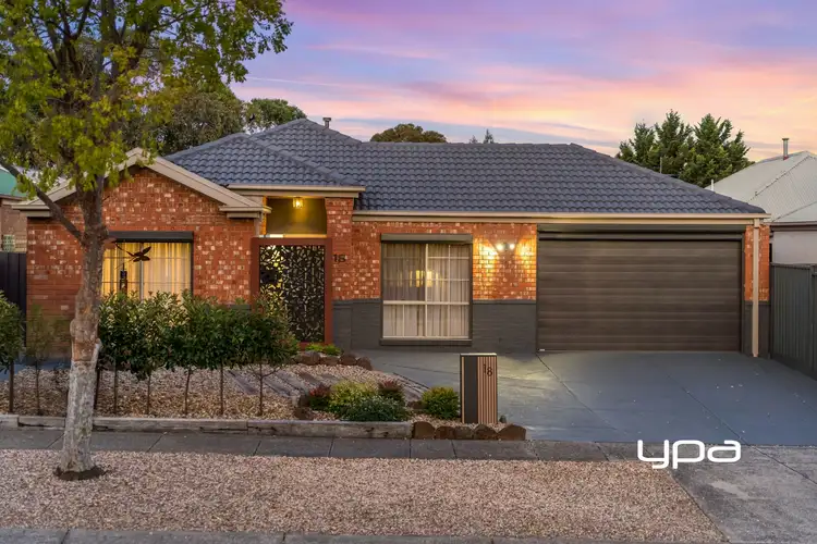 18 Thornton Avenue, Sunbury VIC 3429