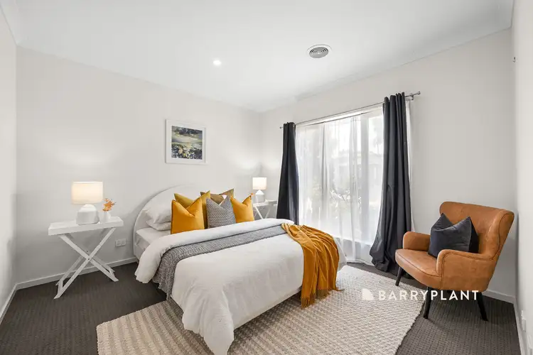 Second view of Homely house listing, 6 Sunnybank Way, Pakenham VIC 3810