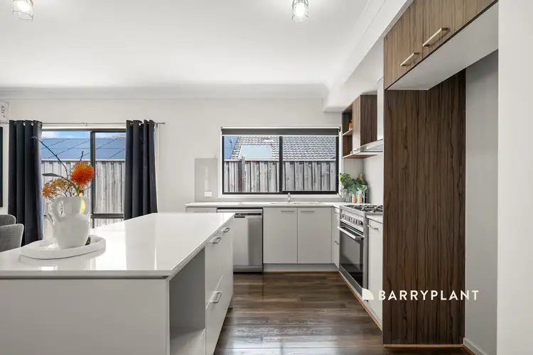 Fourth view of Homely house listing, 6 Sunnybank Way, Pakenham VIC 3810