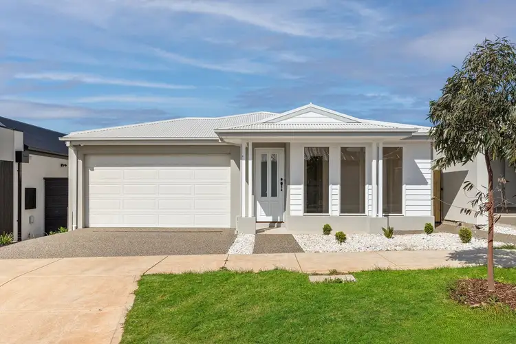 33 Flycatcher Road, Sunbury VIC 3429