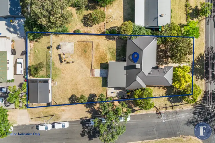 19 Blackett Avenue, Young NSW 2594