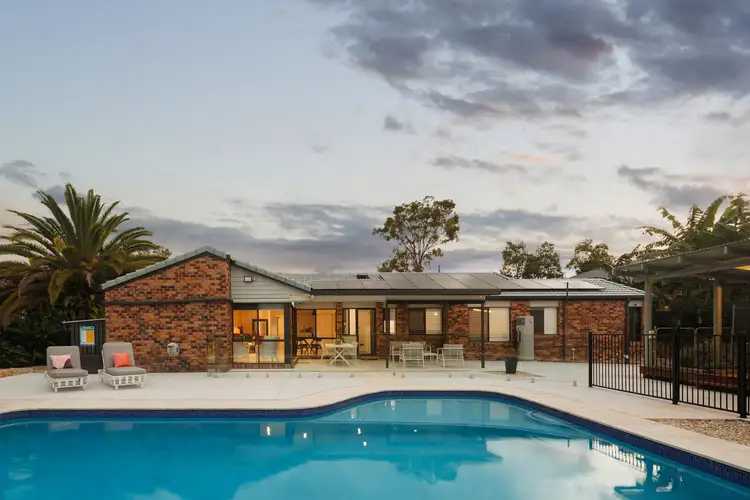 6 Allan Road, Camira QLD 4300