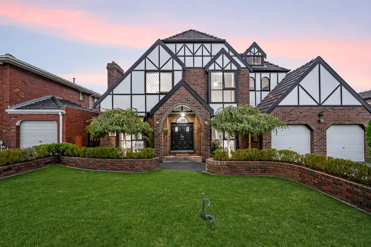108 Chichester Drive, Taylors Lakes VIC 3038