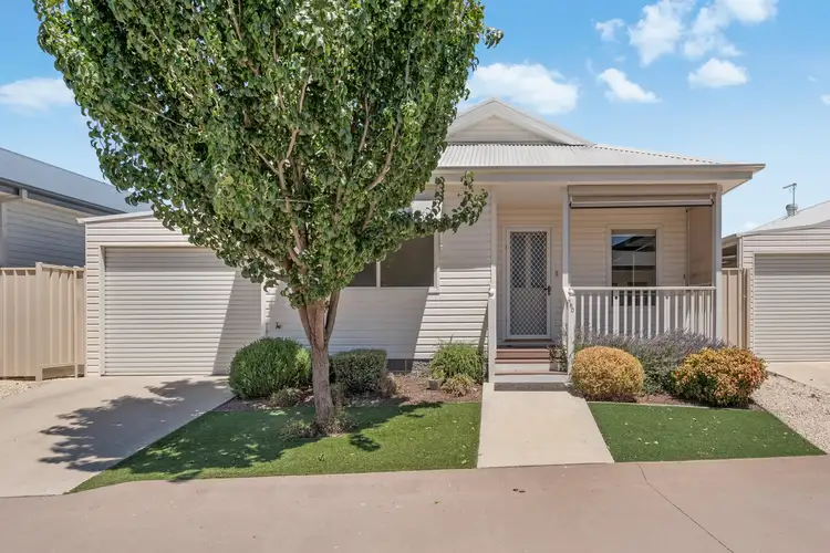 160-31 Furness Street, Kangaroo Flat VIC 3555