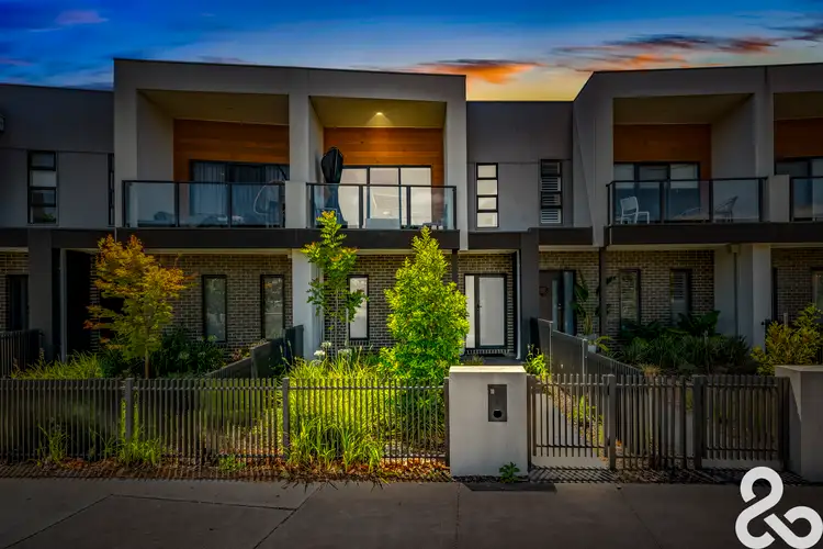11 Tetova Way