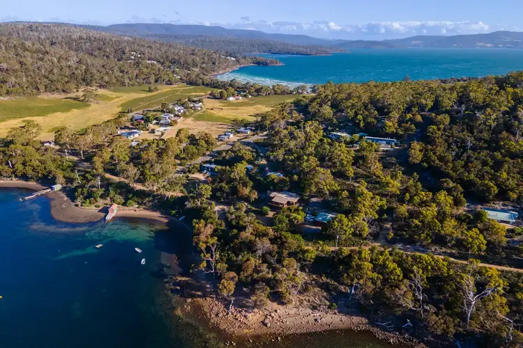 19 Chronicle Point Road, Murdunna TAS 7178