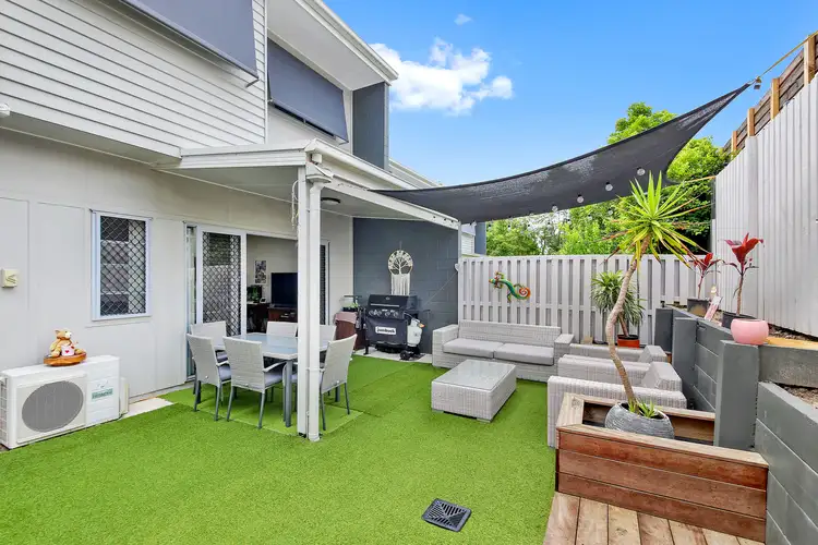 8/8 Starling Street