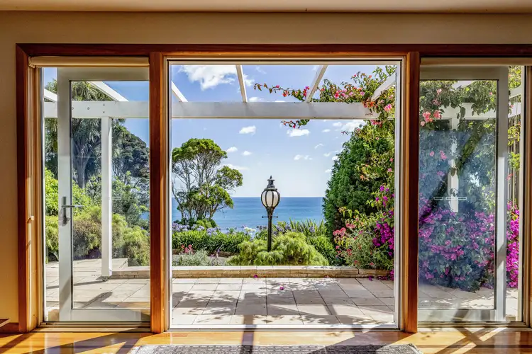 18 Seaside Crescent, Penguin TAS 7316