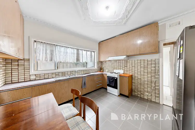 Fifth view of Homely house listing, 6 Shirley Street, St Albans VIC 3021