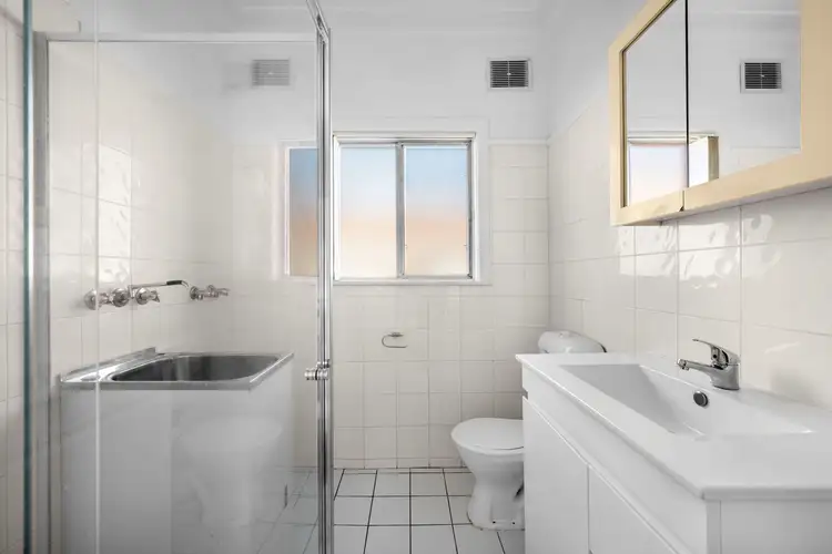 Third view of Homely unit listing, 3/6 Armstrong Street, West Wollongong NSW 2500