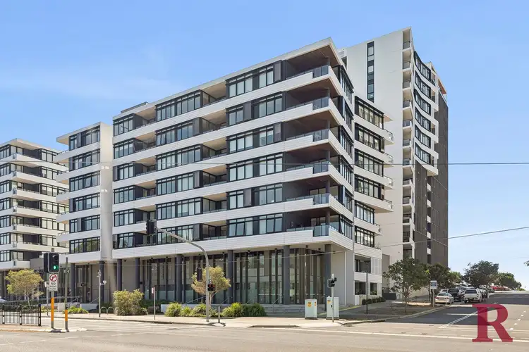 308/475 Captain Cook Drive