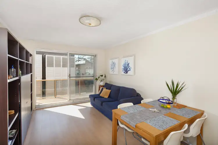 4/105 Howard Avenue