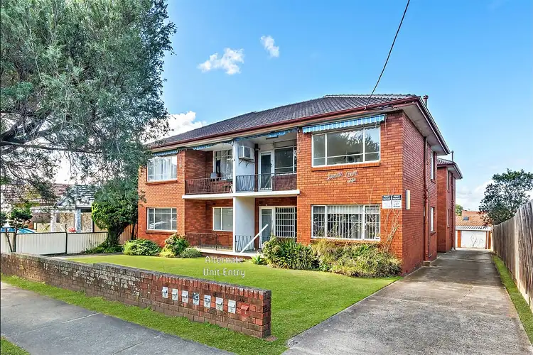 4/72 Dennis Street