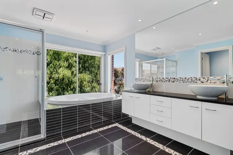 Sixth view of Homely house listing, 3 Clive Street, Mount Waverley VIC 3149