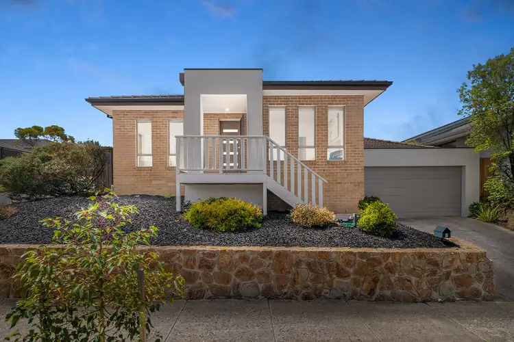 8 Bernard Street, Doreen VIC 3754