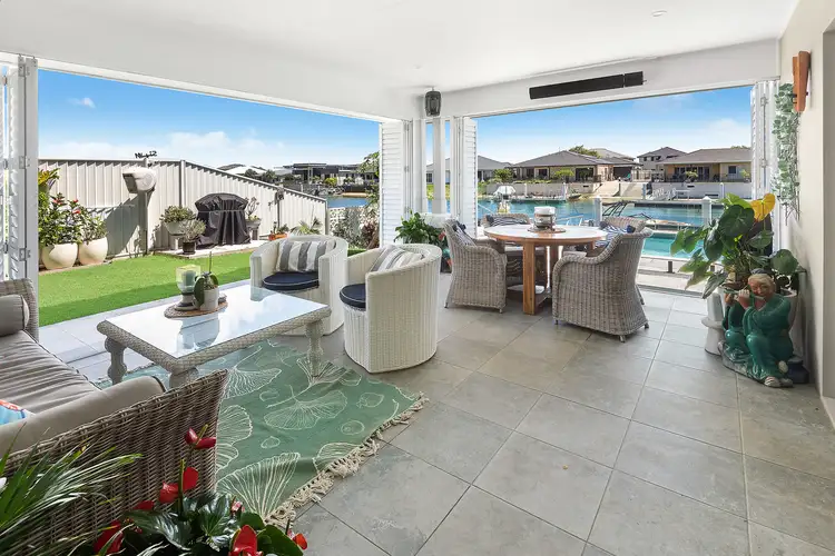 6 Amaroo Place, Yamba NSW 2464