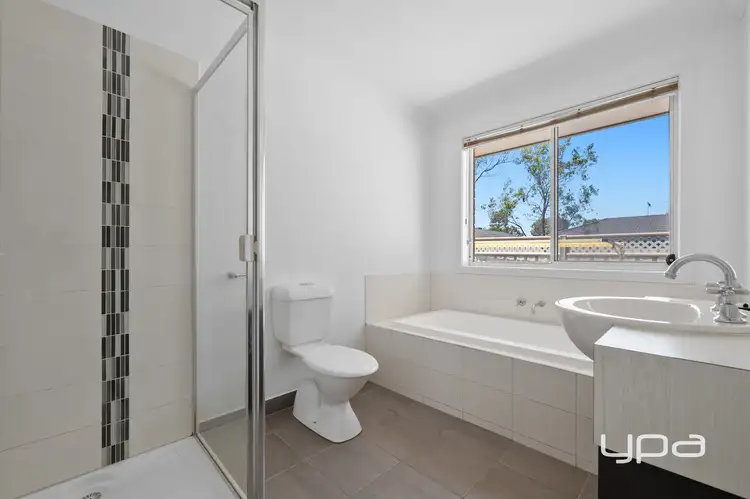 Fifth view of Homely house listing, 17 Riverina Boulevard, Brookfield VIC 3338