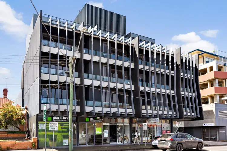 608/1 Brunswick Road