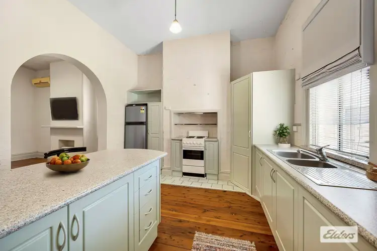 Third view of Homely unit listing, 7/694 Dean Street, Albury NSW 2640