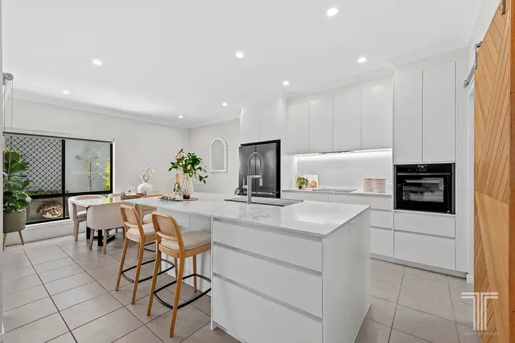 123/16 Surbiton Court, Carindale QLD 4152