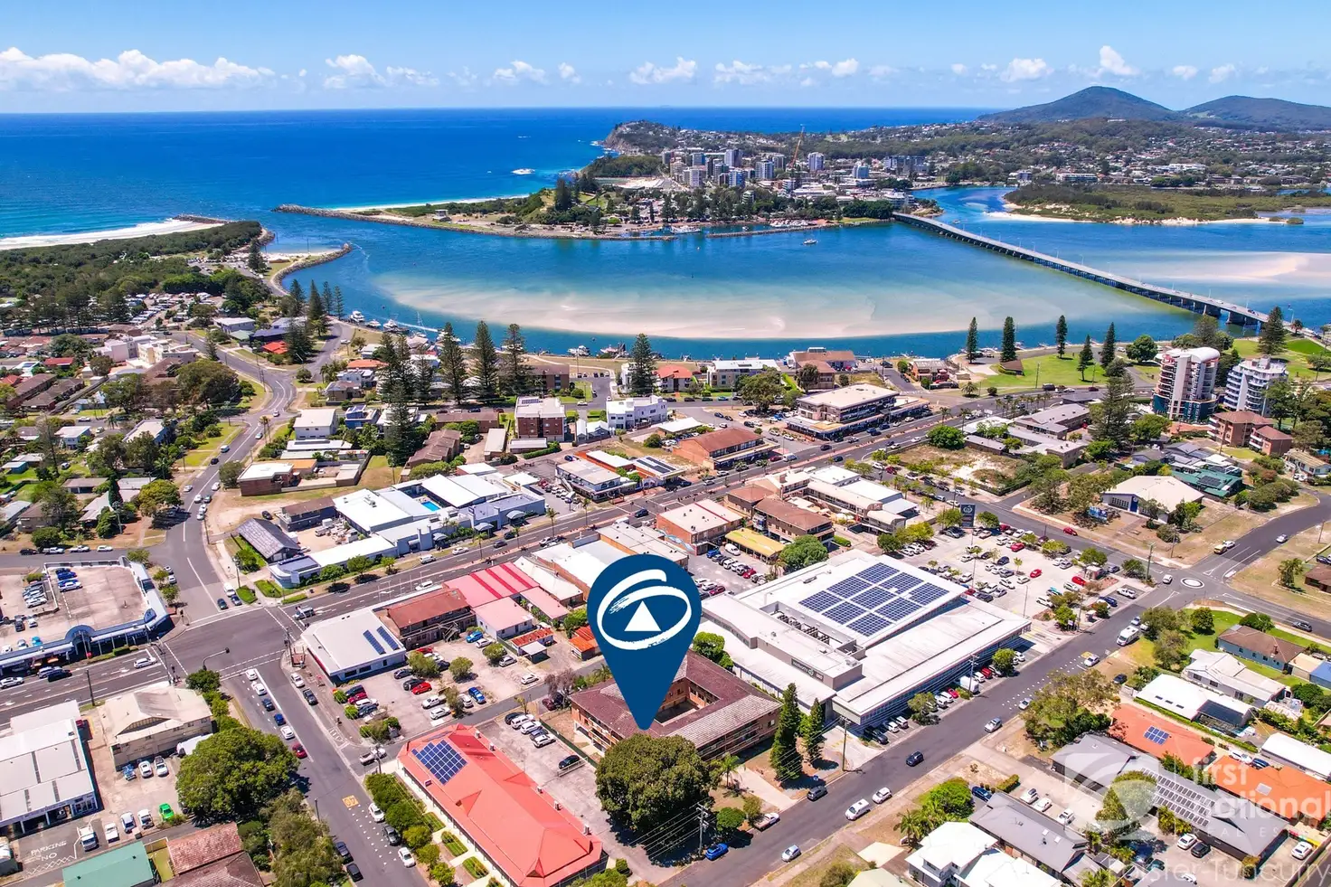 Main view of Homely unit listing, 2/25-27 Peel Street, Tuncurry NSW 2428