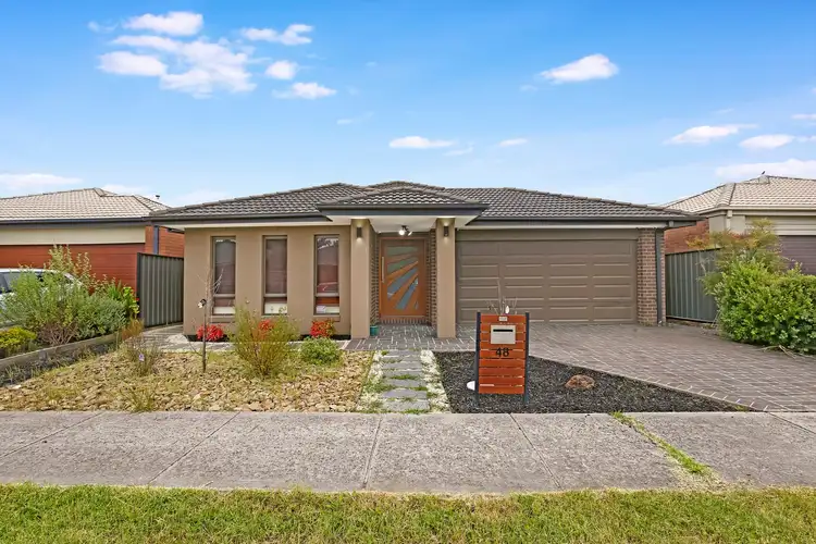 48 Borrack Crescent