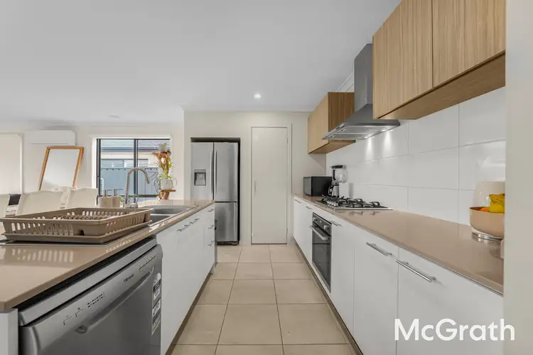 Fifth view of Homely house listing, 6 Gateau Drive, Werribee VIC 3030