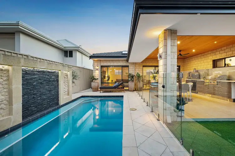 38a Gum Lane, Como WA 6152