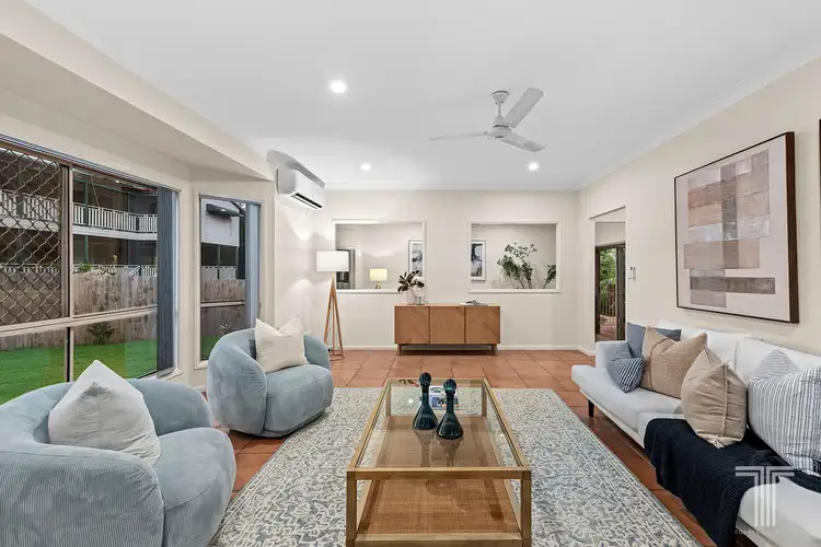 48 Shillington Place, Wishart QLD 4122
