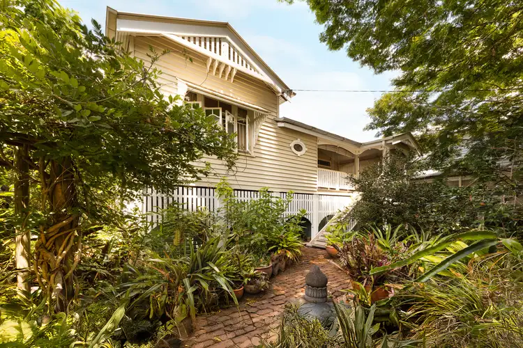 16 Carew Street, Nundah QLD 4012