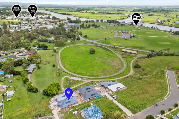 2/9 Binns Street, Raymond Terrace NSW 2324