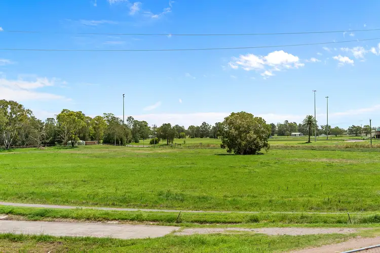 Fifth view of Homely house listing, 2/17 Binns Street, Raymond Terrace NSW 2324
