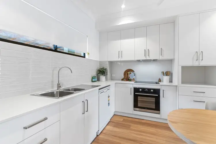 Fourth view of Homely unit listing, 16/80-86 River Avenue, Mighell QLD 4860