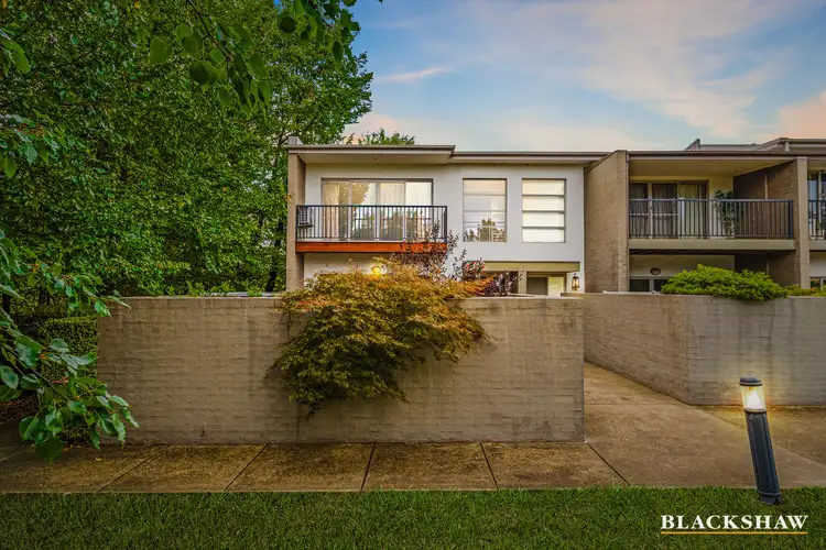 4/33 Eggleston Crescent, Chifley ACT 2606