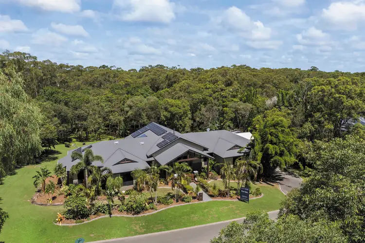 8 Viola Drive, Redland Bay QLD 4165