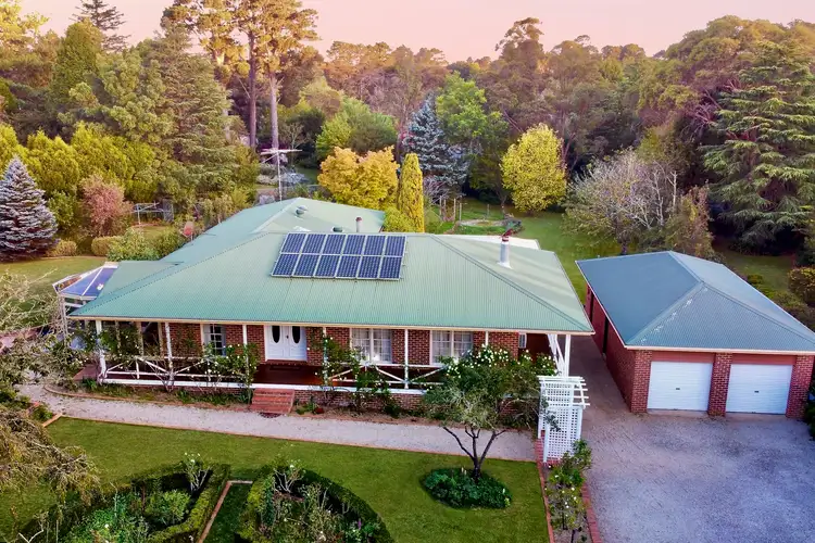 170 Blaxland Road, Wentworth Falls NSW 2782