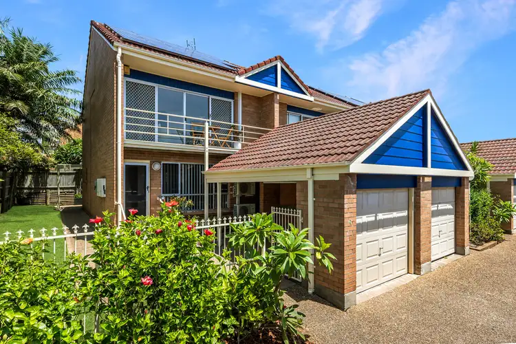Third view of Homely townhouse listing, 2/3 Robert Street, Merewether NSW 2291