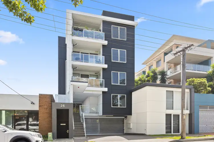 Main view of Homely apartment listing, 2/26 Victoria Street, Wollongong NSW 2500