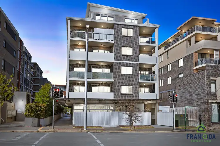 70/80 Belmore Street