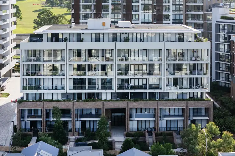 431/32 Civic Way