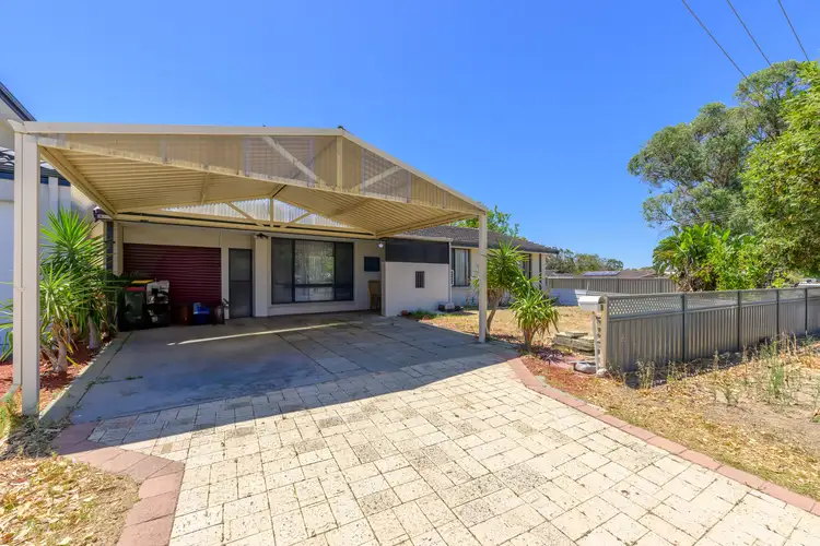 7 Mayflower Crescent