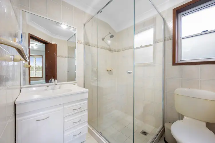 Fifth view of Homely house listing, 7 Darra Place, St Johns Park NSW 2176