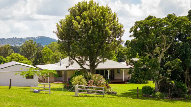 656 Hunchy Road, Hunchy QLD 4555