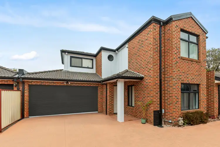 Main view of Homely townhouse listing, 2/22 Spellman Avenue, Sydenham VIC 3037