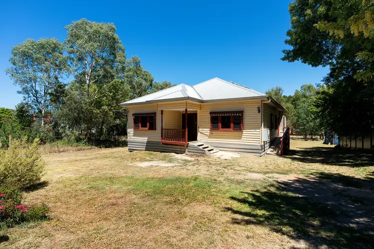 68 Main Road, Campbells Creek VIC 3451