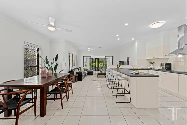 435 Chatsworth Road