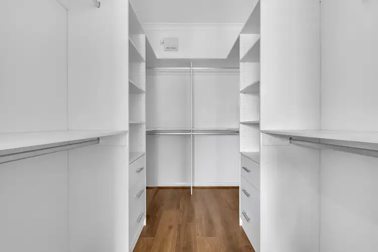 Sixth view of Homely house listing, 10 Rosella Way, Wallan VIC 3756