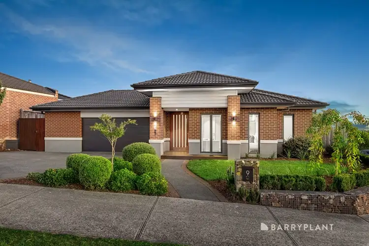 9 Eminence Boulevard, Doreen VIC 3754