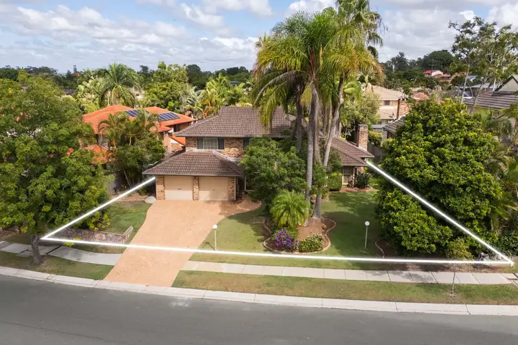 7 Parklands Street