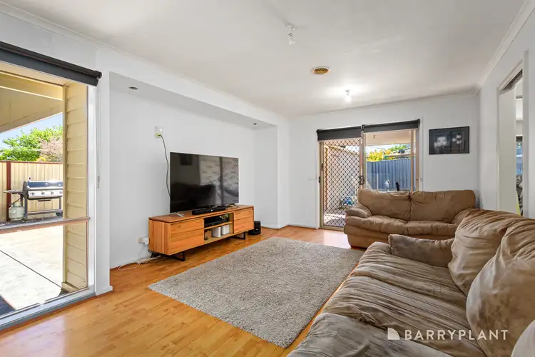Fifth view of Homely house listing, 3 Sandy Wynd, Kilsyth South VIC 3137